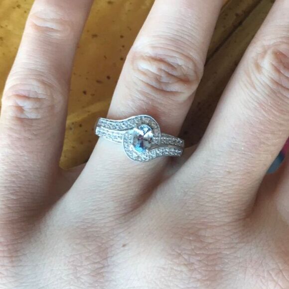 Natural Peacock Tanzanite Sterling Silver Ring Size 7 - Picture 1 of 6